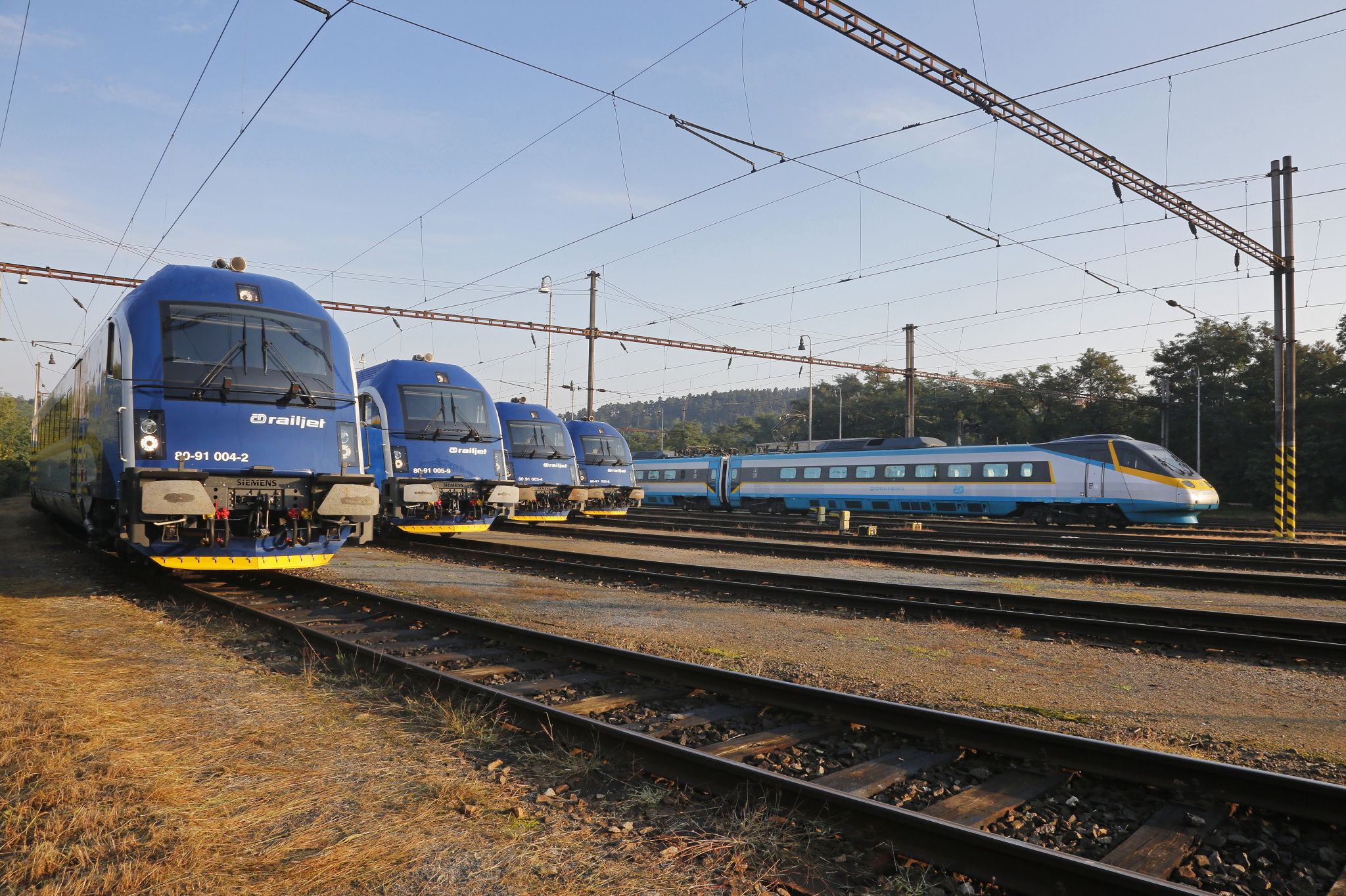 Railjet a Pendolino