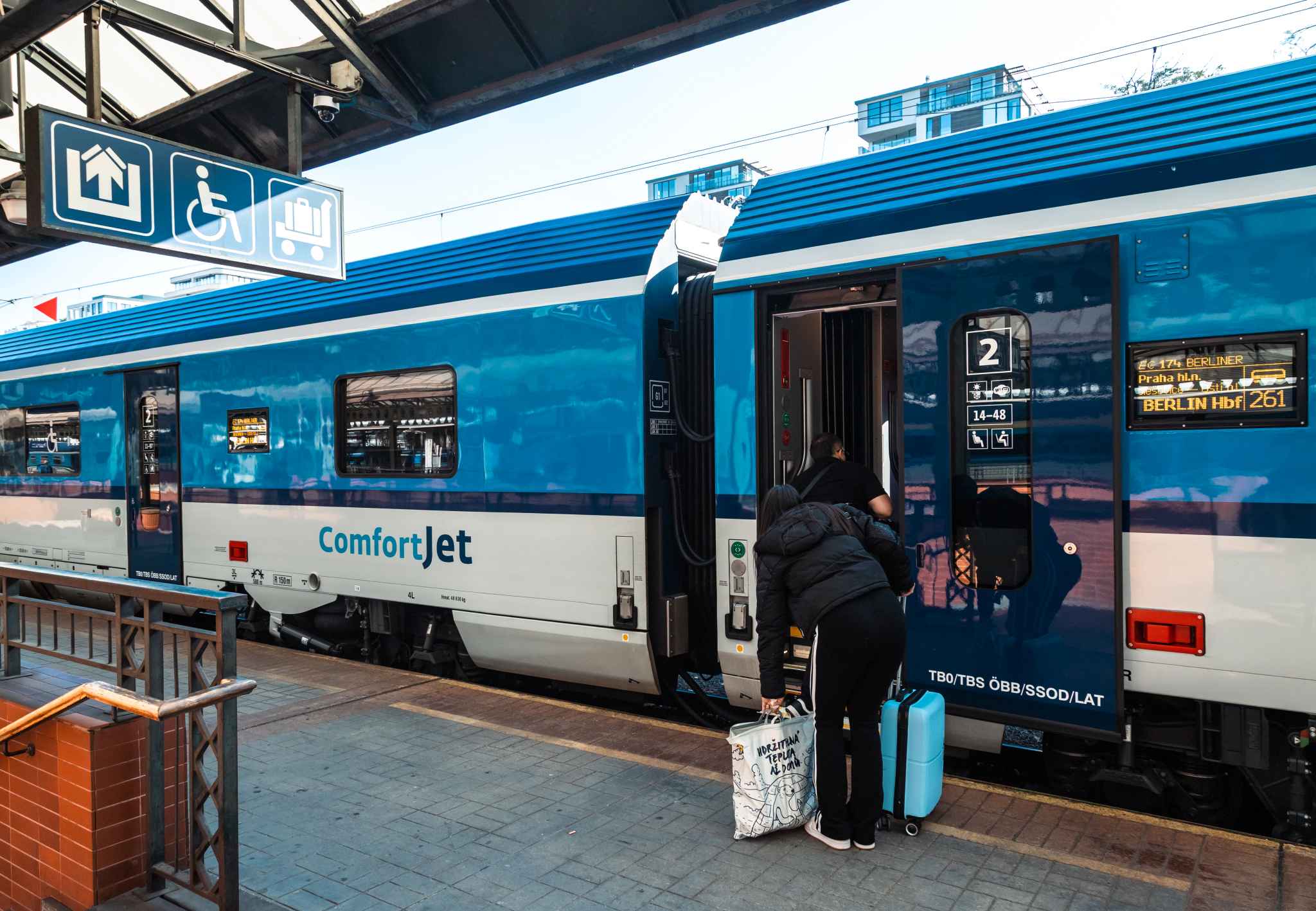 ComfortJet - cestující