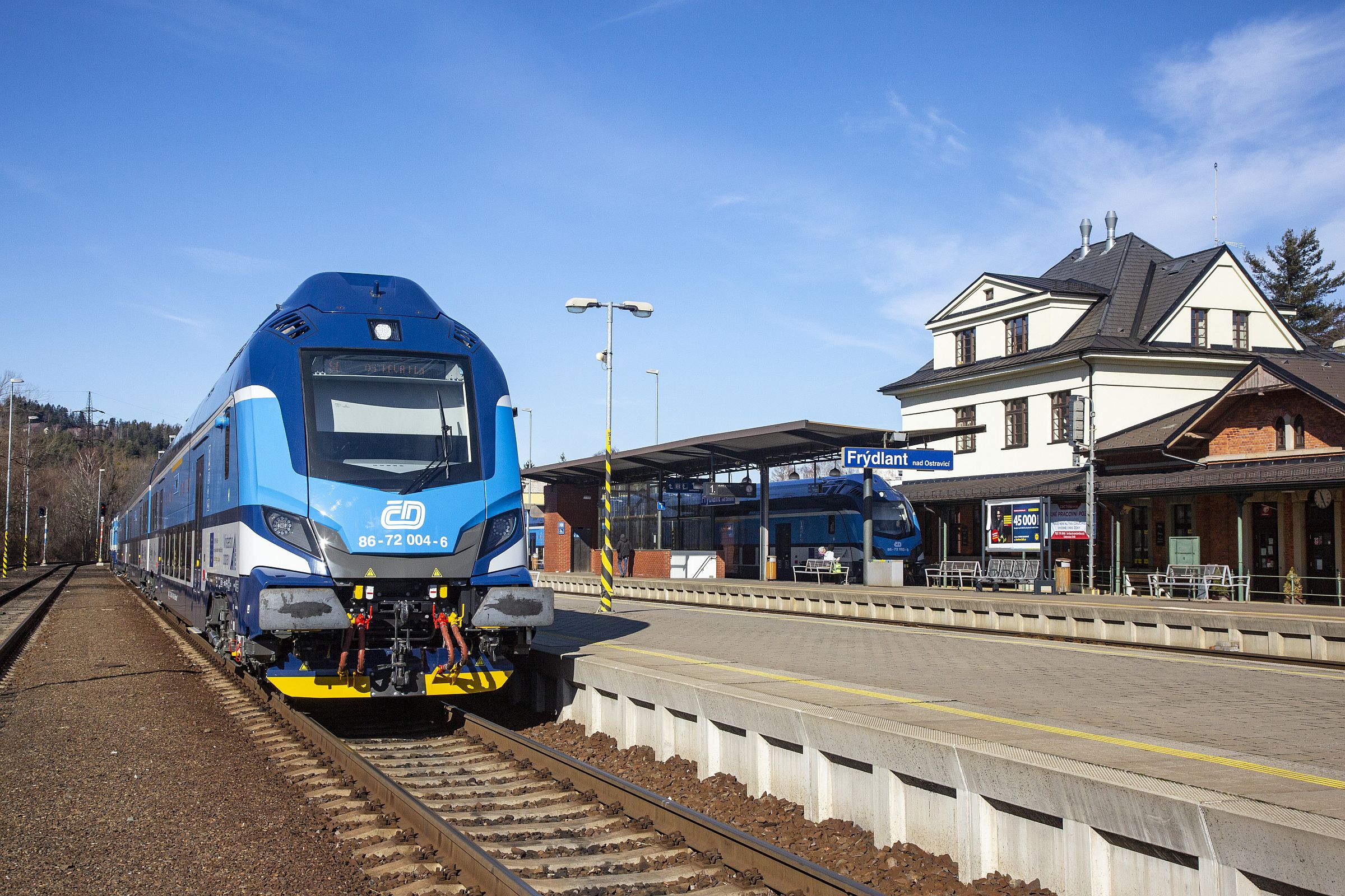 Vlak ČD ve Frýdlantu nad Orlicí