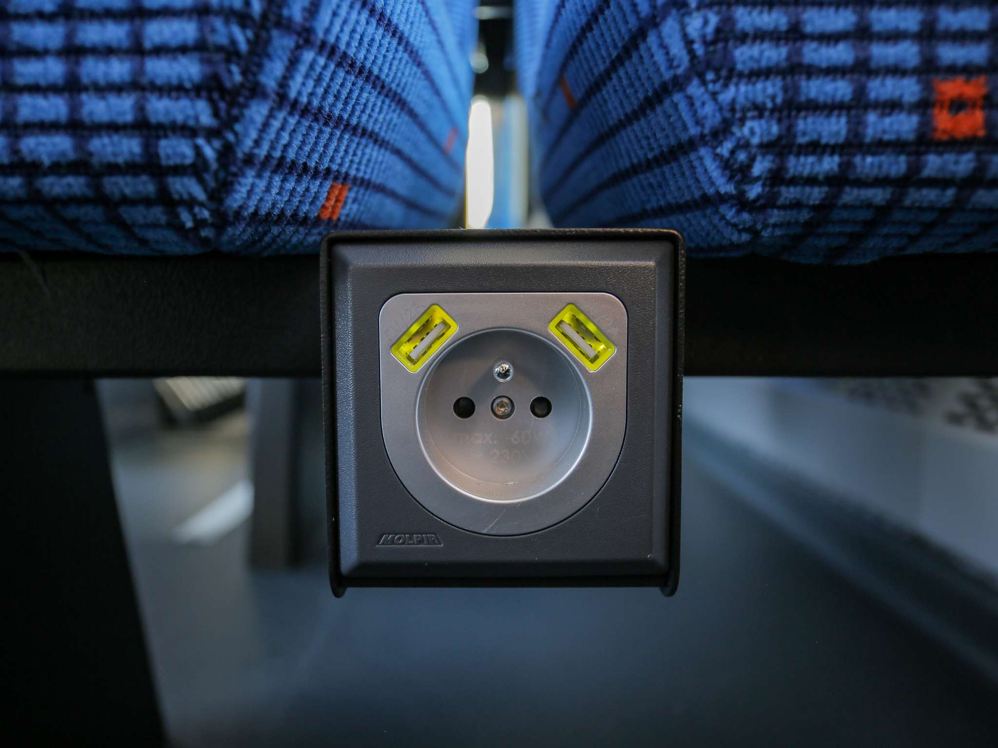 Zásuvka v RegioPanteru