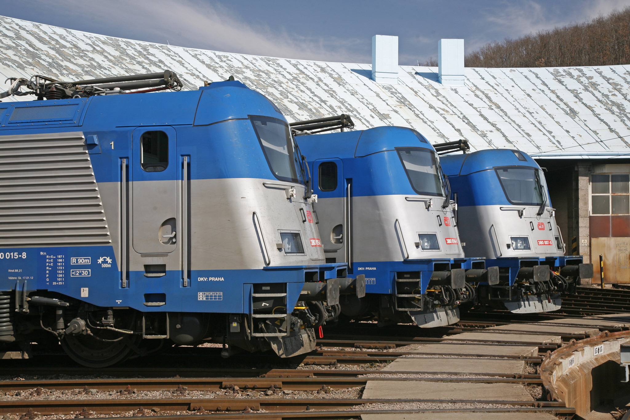 Class 380 locomotives