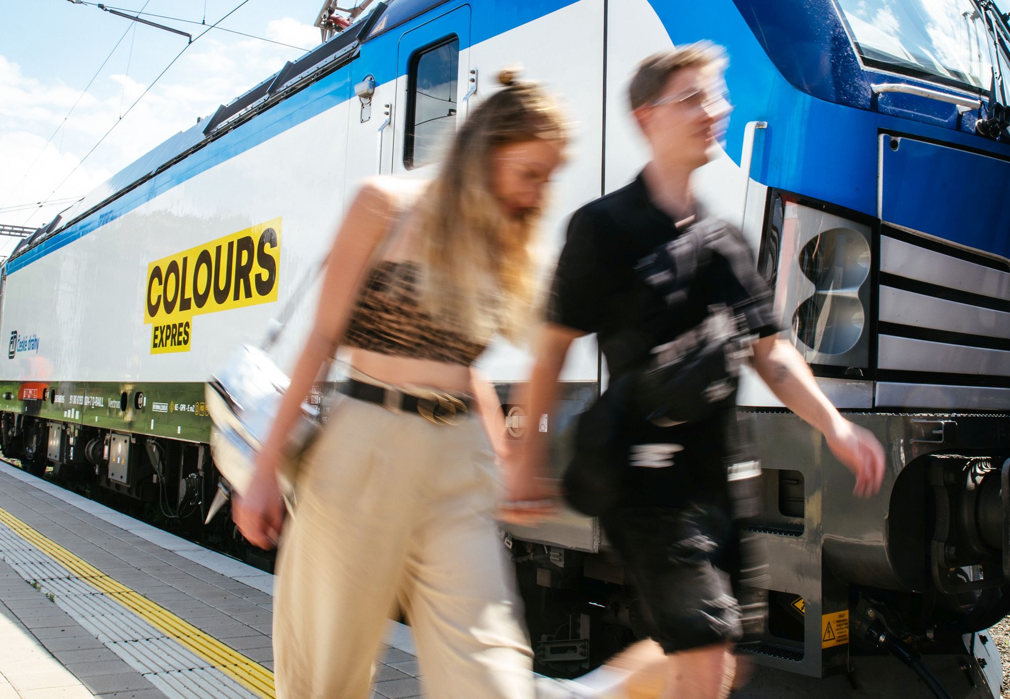 Colours Expres