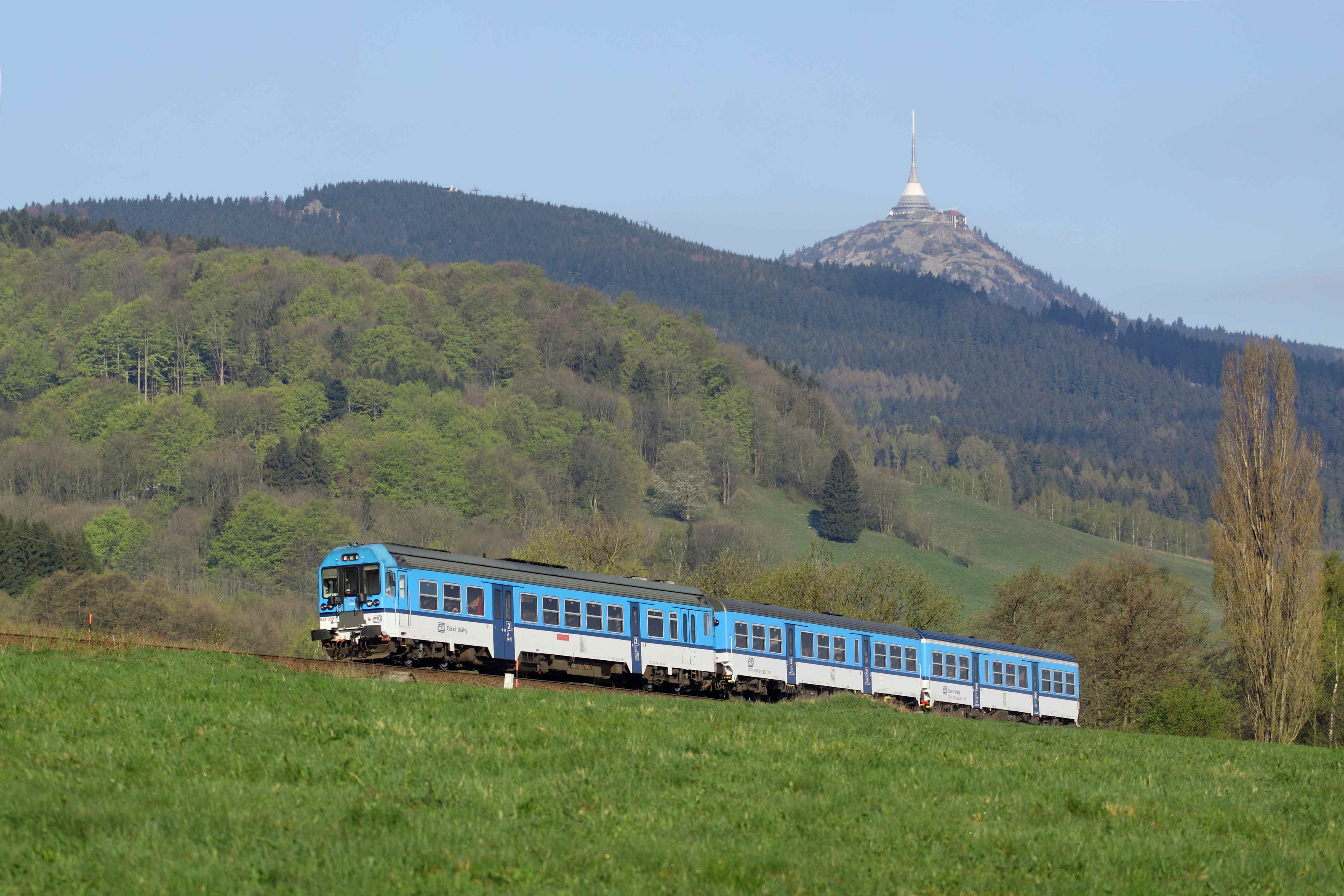 Motorový vůz řady 843