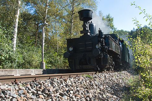 Historický vlak s parní lokomotivou Kafemlejnek (310.072)